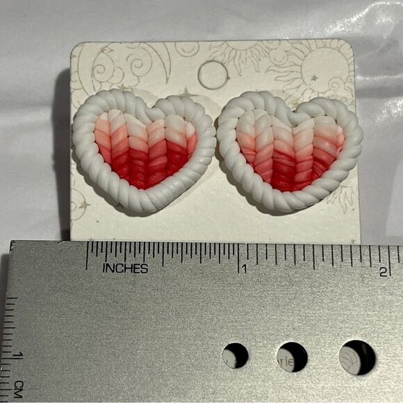 Heart Polymer Clay earrings - Picture 4 of 7
